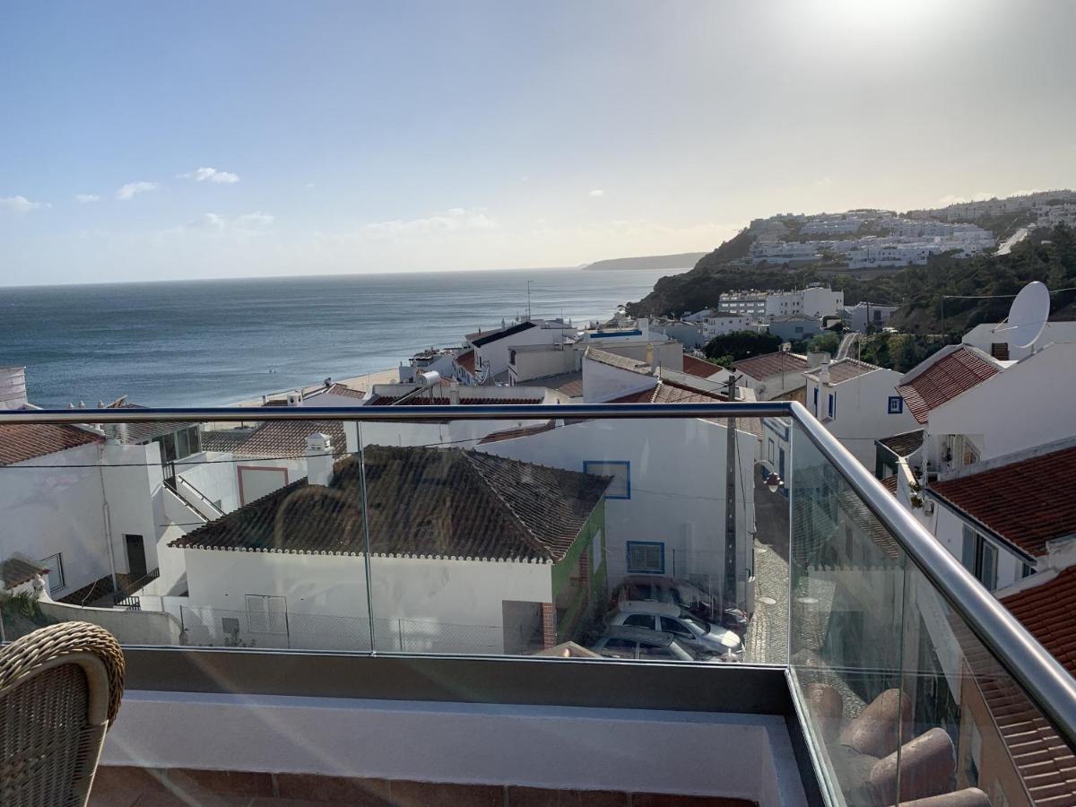 Casa Pedro In Salema - Oceanview & Beach Exterior photo